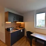מלון דירות Myquartier Digital Self Check In אינסברוק
