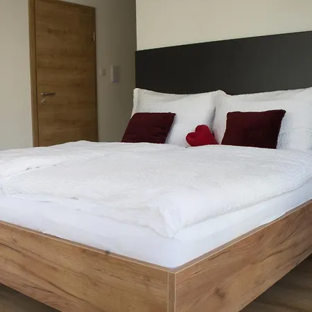 Myquartier Digital Self Check In 3* إنسبروك