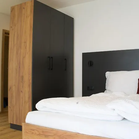 Myquartier Aparthotel