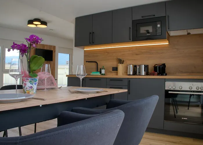 Myquartier Digital Self Check In 4*