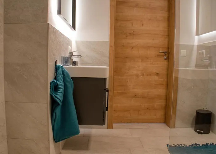 Myquartier Digital Self Check In 4*