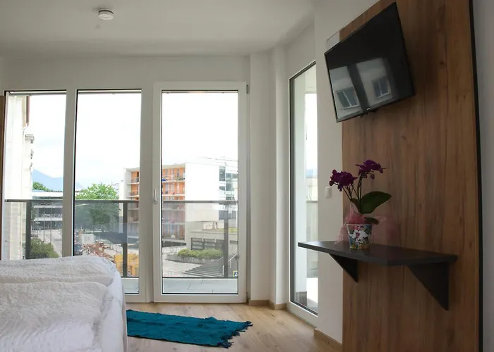 Myquartier Digital Self Check In