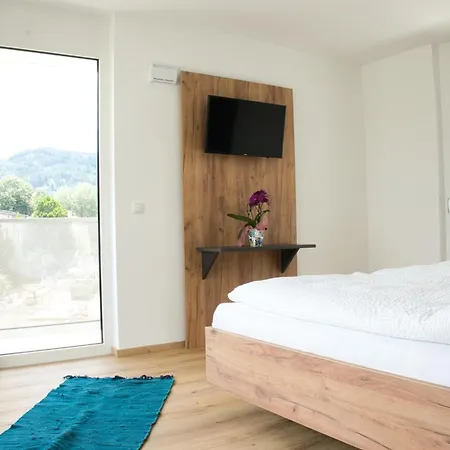 Myquartier Aparthotel *
